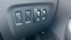 Renault Captur 1.5 dci 90 Iconic II Nav 5dr Auto Diesel Hatchback